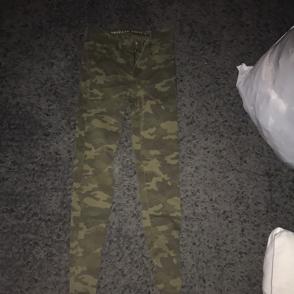 camo jeans